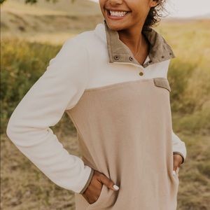 Roolee Fleece Pullover